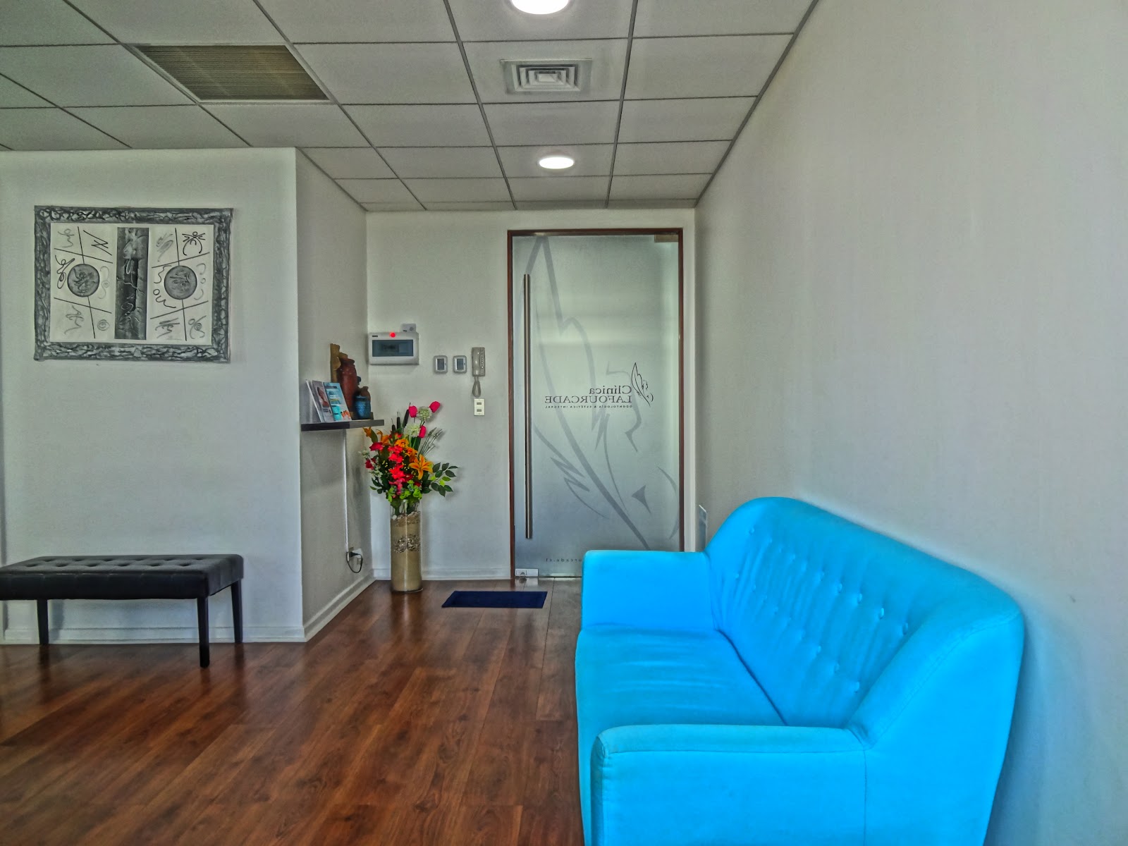 Sala de espera de Clínica Lafourcade